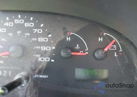 2004 Ford E-250 Commercial/Recreational из США, поврежденный, VIN 1FTNE24L64HA94495